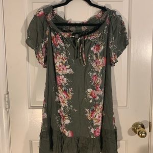 Rue 21 off the shoulder dress💖